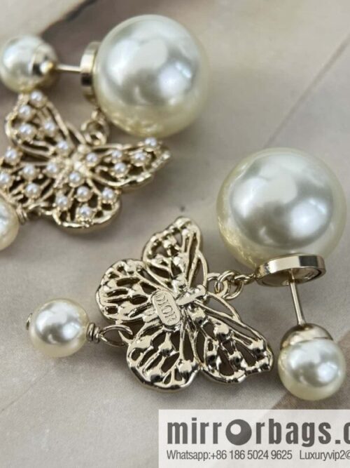 ❗️New ❗️☀️ New ☑️ Dior DIOR tassel size pearl butterfly stud earrings ☀️