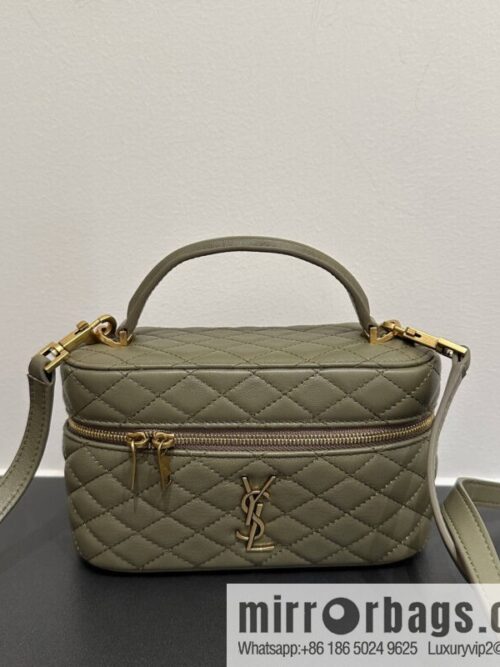 wsxc1745921900332_0_jpg-800x800it31krv3sav36754_20250626043107.jpg YSL 𝗚𝗔𝗕𝗬 𝗩𝗔𝗡𝗜𝗧𝗬 mini sheepskin clutch bag 766731 green