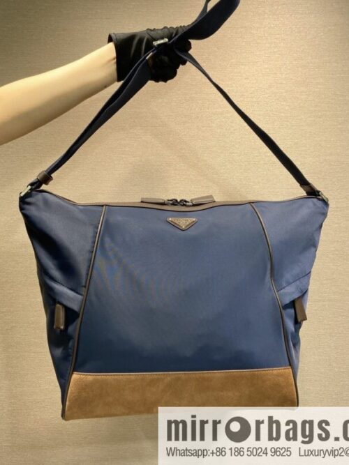 wsxc1748869415585_0-800x800q4cemdr2vkm7047_20250625033907.jpg PRADA 🎉 new mailman bag 🎉 2VH180 new 🎉🎉 blue