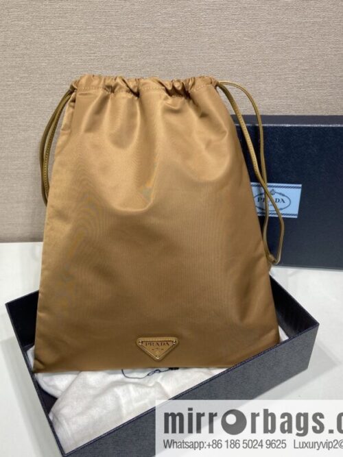wsxc1748959778873_0-800x800p2hly5qwwaq6314_20250625033134.jpg PRADA 🎉 new handbag 🎉 1NK001 drawstring pouch 🎉 caramel color