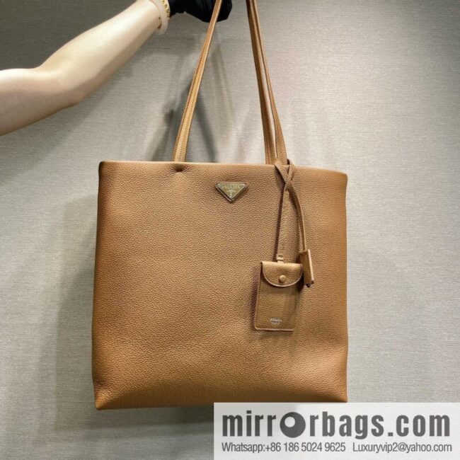 wsxc1750601115737_0-800x800zqxe2yv5ccu685_20250625023720.jpg PRADA ๐ new tote bag ๐ 2VG130 men\'s ๐๐ caramel color
