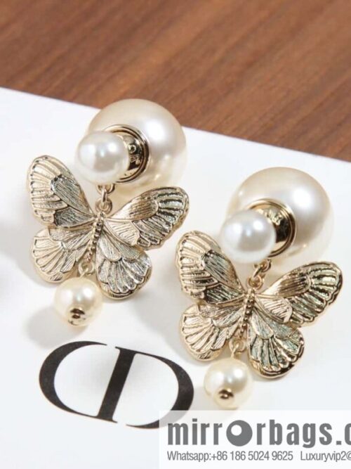 2023112013033147-800x800wn00140jrab129905_20250702212909.jpg New ☑️ Dior golden butterfly size pearl stud earrings