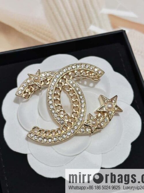IMG_0065-800x800nkegytv2uw091296_20250702002903.jpg ❗️New ❗️ ☀️ new ☑️ Chanel double c pentagram ⭐ star brooch ☀️