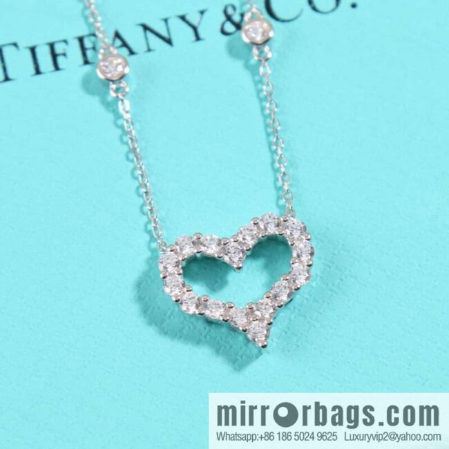 New ☑️ tiffany full diamond peach heart love necklace