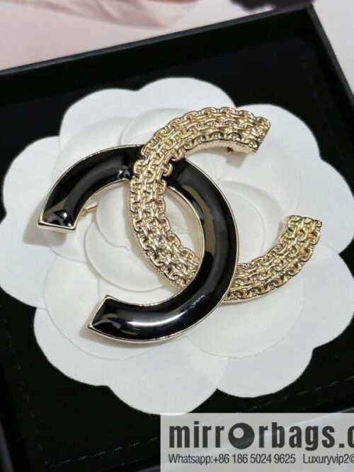 IMG_0280-800x8005bpoj5ehqnq91049_20250702002147.jpg ❗️New ❗️ ☀️ new ☑️ Chanel half black oil drop brooch ☀️