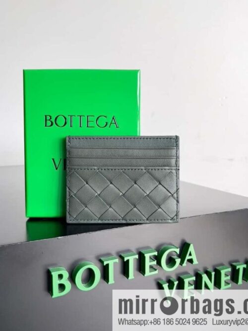 IMG_0324-800x800v2mrwmw54n571258_20250719030946.jpg BV new braided card holder model 731956 BV braided card holder model number: 743209 ink green