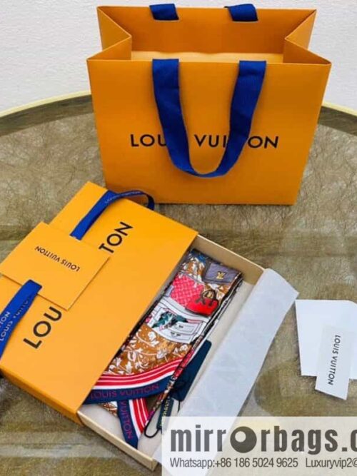 IMG_0432-800x800lbr1yegmbzs112257_20250702104040.jpg LV Louis Vuitton 100% silk Privé BB headband M76111