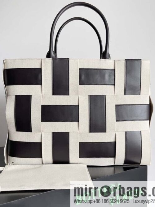 IMG_0574-800x800m122lyyfrou70755_20250719030455.jpg B home BOTTEGA VENETA canvas bag panda color matching tote bag, model; 755219