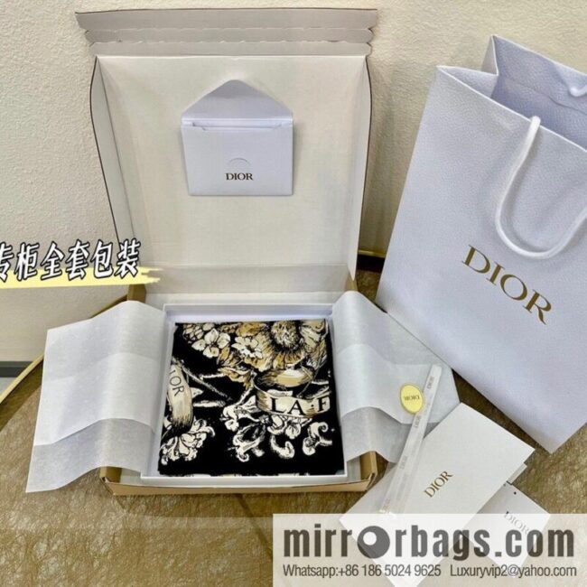 IMG_0639-800x800ignluwuthn482678_20250701201448.jpg Dior \"La Falls LA FORCE\" 100% silk scarf