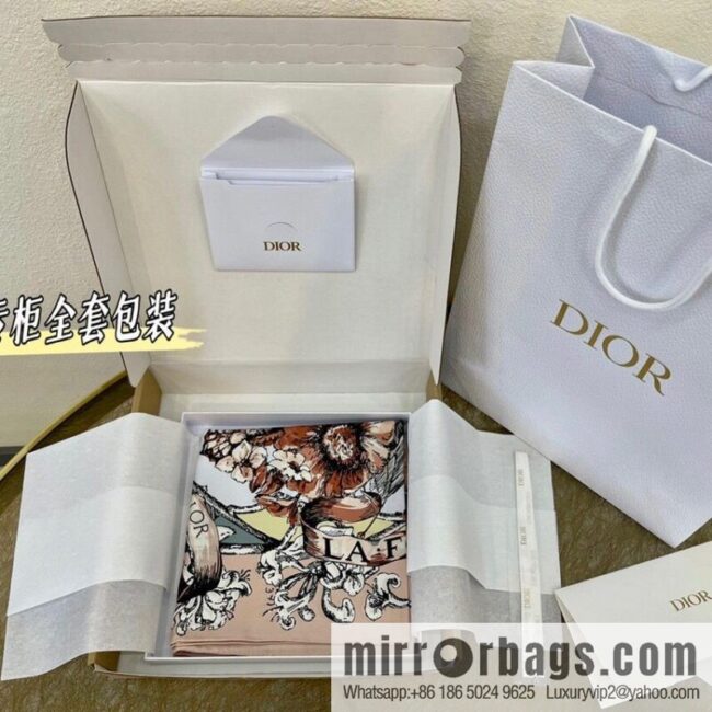 IMG_0657-800x800gutarsmmu5t82680_20250701201450.jpg Dior \"La Falls LA FORCE\" 100% silk scarf