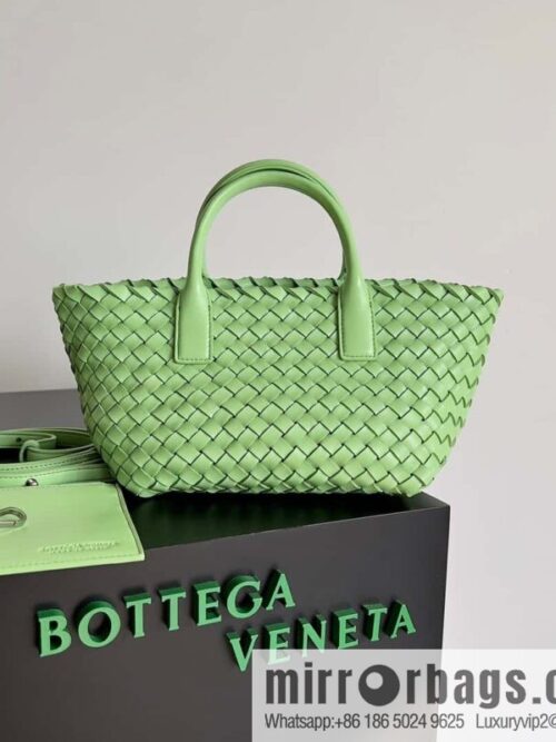 IMG_0675-800x800ajggvgo4tim70711_20250719030429.jpg BV Mini Cabat Limited Edition mini vegetable basket BAG model; 709464 avocado color