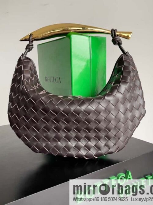 IMG_1016-800x800kdnubtz4tnf64089_20250719014026.jpg BottegaVeneta2023 new model, Bottega Veneta Bv spring and summer new mini sardines SARDINE model number: 716082 large