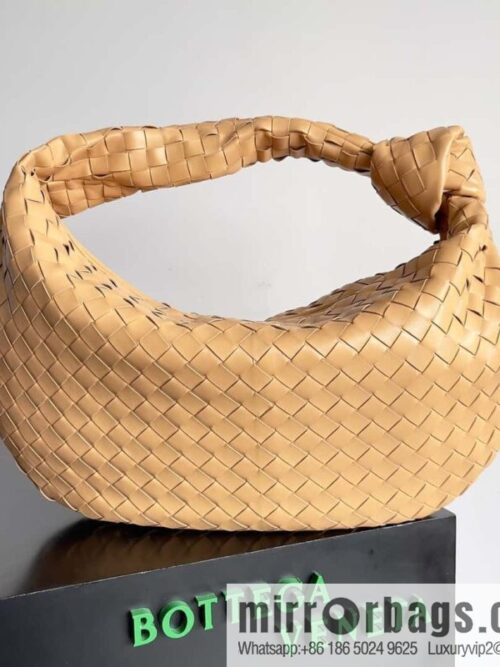 IMG_1299-800x8002uqsg3fveyn63733_20250719013651.jpg Bottega Veneta Jodie Bag Model #600261L