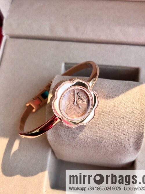 IMG_1545-800x80022hb0up1m1t115369_20250702125411.jpg 🎉🎉New counters are updated simultaneously! Ferragamo Salvatore Ladies Watch Flower Shape 26mm Sapphire Glass Swiss Quartz Movement