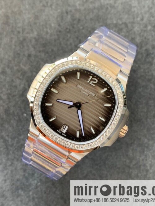 IMG_1871-800x800fqg5qeiwtpg108283_20250702071739.jpg Patek Philippe Sports Elegance Series Nautilus Women\'s 7118 Model 1. New Customized Edition Cal.324SC Integrated Self-winding Movement