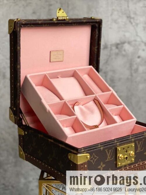 IMG_1915-800x800ng4iktkzdij61693_20250719011011.jpg M20040 pink jewelry box, box series COFFRET JOAILLERIE jewelry box