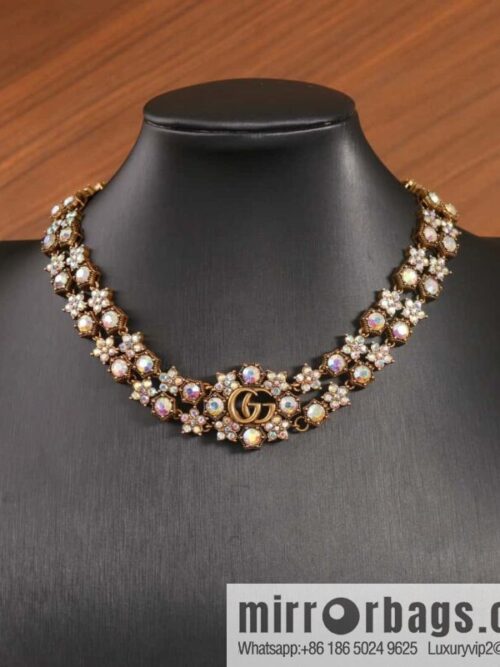 IMG_1988-800x800hduzl4cidqt139760_20250705012639.jpg ☀️New Gucci Gucci Double G Full Diamond Double Crystal Flower Necklace, Bracelet ☀️