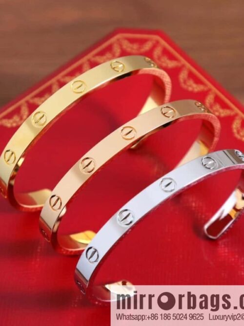 IMG_2003-800x8002gonhgm54bj149059_20250705072734.jpg ☀️Cartier LOVE series open smooth bracelet