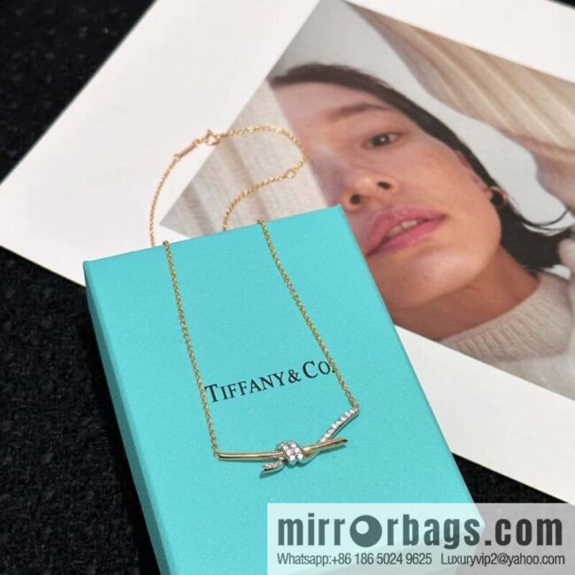 IMG_2003-800x800gulki3d5nd381016_20250701192325.jpg ❤️ TIFFANY & Co. Tiffany Knot Series Two-Color Gold Diamond Necklace
