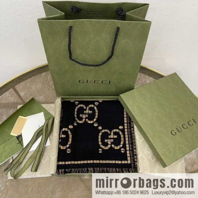 IMG_2445-800x800rwksqwqxgbq102631_20250702051559.jpg GUCCI Gucci Classic GG pattern 100% wool long towel