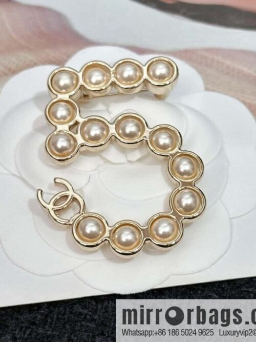 IMG_2474-800x8000jjyntedskz80550_20250701190955.jpg ❗️New ❗️ Chanel brooch ☀️ new ☑️ Chanel 5 character pearl brooch ☀️