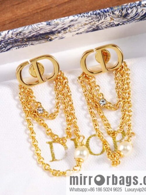 IMG_2569-800x800zfw4r04kamv148665_20250705071454.jpg New ☑️ Dior gold CD fringed stud earrings