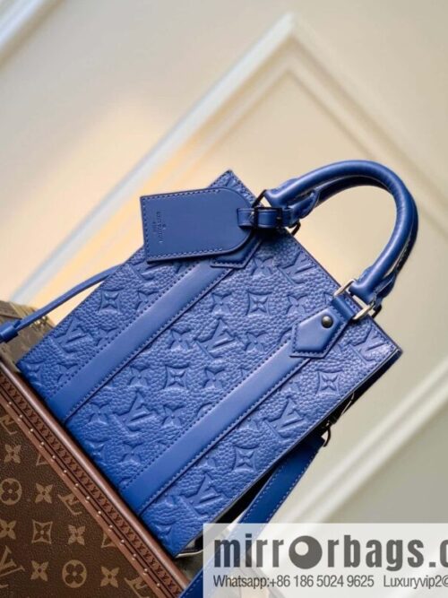 IMG_2945-800x800qszgtce4jph61084_20250719010411.jpg M46453 blue full leather mini men\'s bag series, as a compact version of the Sac Plat series