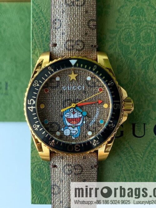 IMG_3004-800x800wpdwxufdbjg107041_20250702065709.jpg Gucci Gucci Dora A Dream joint limited edition Doraemon × Gucci joint series GucciDive watch