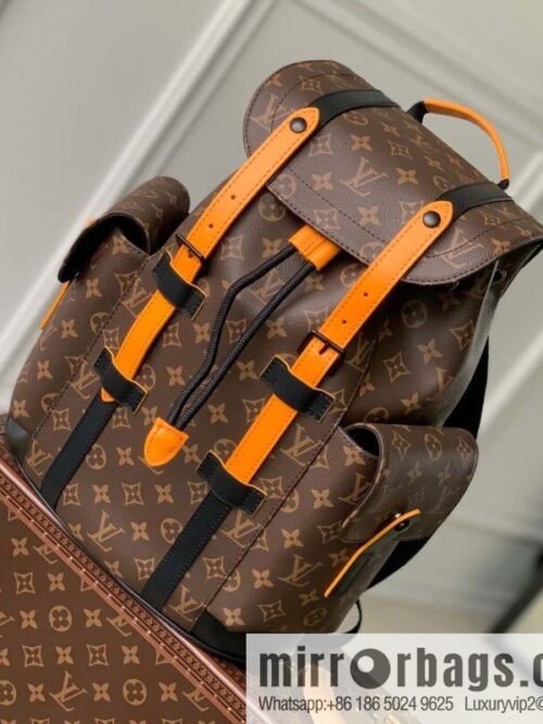 IMG_3187-800x800xecarqsrdxc59790_20250719004451.jpg M46699 new christopher small backpack of the season