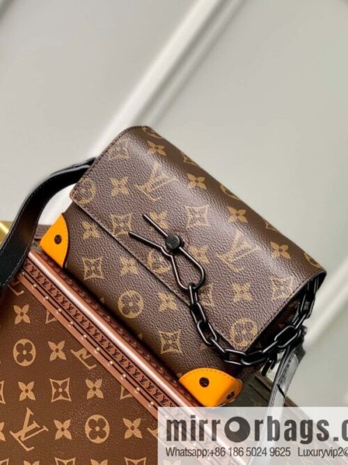 IMG_3206-800x800ugxrzhtezzf59768_20250719004435.jpg M82534 new STEAMER mini handbag of the season