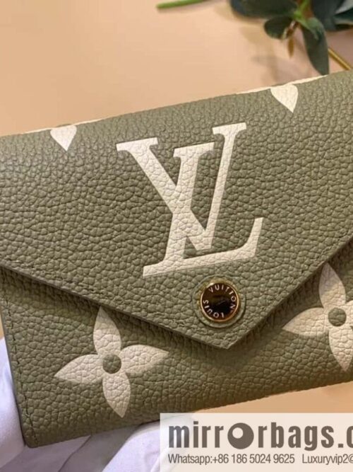 IMG_3347-800x800yn3hx0bh2pq59629_20250719004259.jpg M80086 grass green, silk screen) Victorine wallet