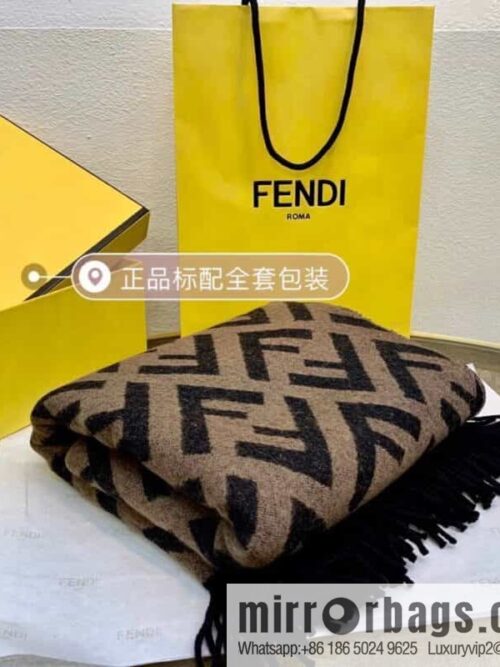 Fendi 51% wool 49% cashmere cloak on both sides FXX715AEOWF0QT1