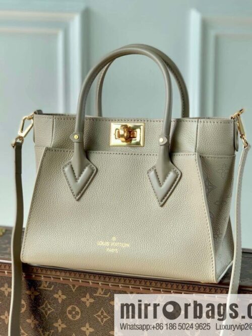 IMG_3540-800x800pd3oz1sbkyt59400_20250719004009.jpg M57729 M57728 ON MY SIDE Small Handbag