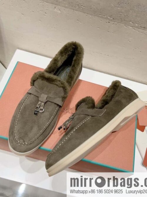 IMG_3781-800x800xwz2i1r2sq2152891_20250705101413.jpg 🐰🐰Loro Pian * Classic popular LP top version, British tassel flat-bottomed fluffy loafers