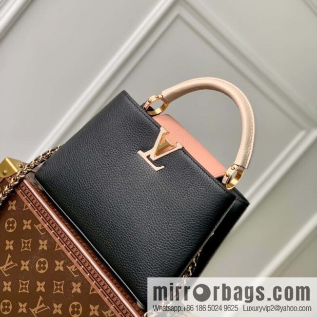 M21689 Capucines small, handbag