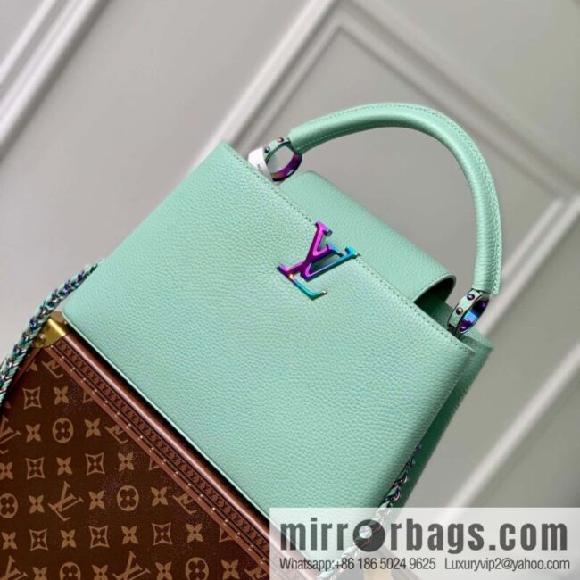 IMG_3988-800x800gxlvis1c3wx57006_20250719001108.jpg M22055 CAPUCINES medium handbag