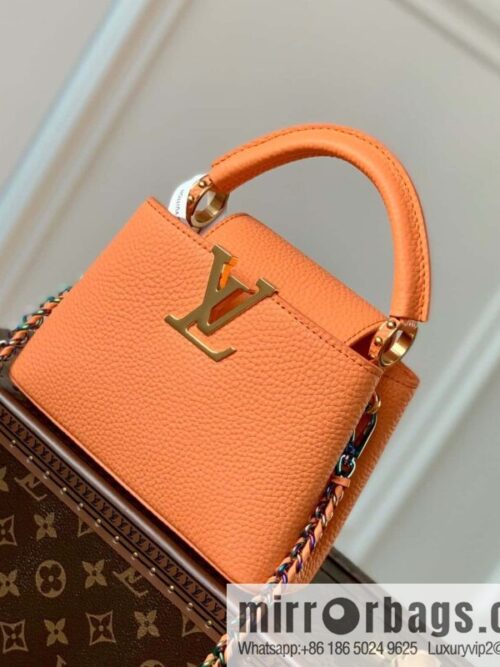 IMG_4073-800x800uew5nsuecx556646_20250719000804.jpg M22055 Coral orange mini Capucines Mini handbag