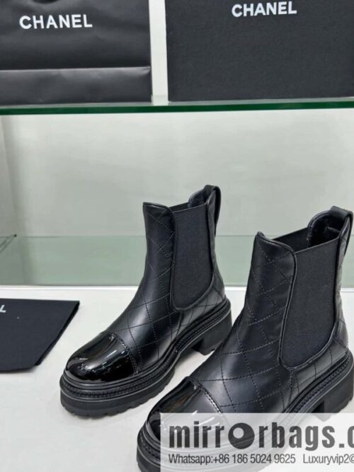 IMG_4157-800x800d2qpuws0hdj152544_20250705100330.jpg 🐰🐰CHANEL\'s latest Chelsea boots for autumn and winter 2023