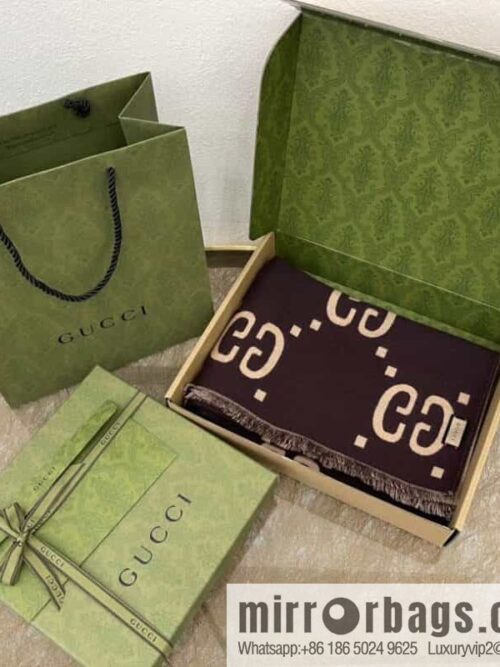 IMG_4614-800x800exqlpsnqw2192710_20250702011014.jpg GUCCI Gucci Brown and Beige GG Jacquard Wool Silk Scarf 495592