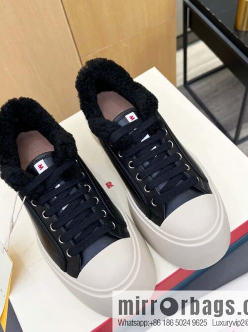 IMG_4680-800x800hvflq5sjt4u148155_20250705065705.jpg 🐰🐰MARNI star with ❤️🔥 high version MARNI catwalk model flat shoes