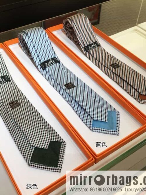 IMG_4778-800x800l00dityzcne92696_20250702010942.jpg Hermes 100% Top Twill Silk H Twill Stripe Tie