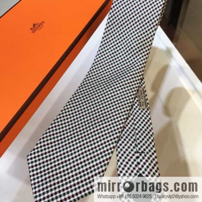 IMG_4799-800x800fbtw214lxyf92699_20250702010947.jpg Hermes 100% Top Twill Silk H Twill Stripe Tie