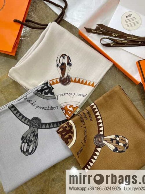 IMG_4870-800x800qsuakqxkdam103155_20250702052722.jpg Hermes Hermès coat of arms pattern printing new solid color silk square scarf