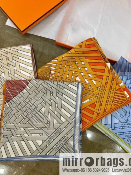 IMG_4901-1-800x800sg1ab13nxyx103122_20250702052643.jpg Hermes \"Two Horses Weaving Love\" 100% silk scarf