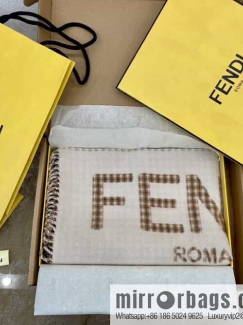 IMG_53680-800x8001m3ns5eq1y392645_20250702010751.jpg FENDI Fendi Roman plaid double-sided towel