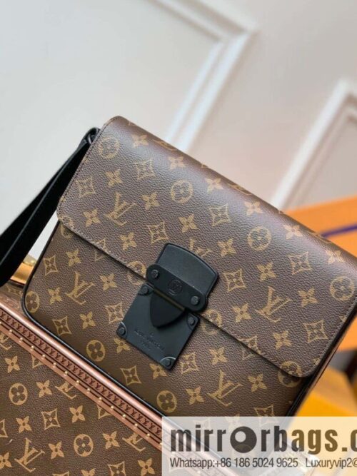 IMG_5441-800x800jir50eylpyg58690_20250719003312.jpg M80560 M80582 S Lock 4A Handbag