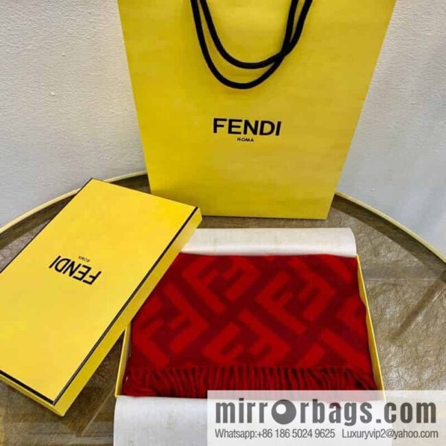 IMG_5609-800x800vtlaw5neqll113091_20250702113220.jpg FENDI Fendi FF Vintage Style 100% Cashmere Scarf