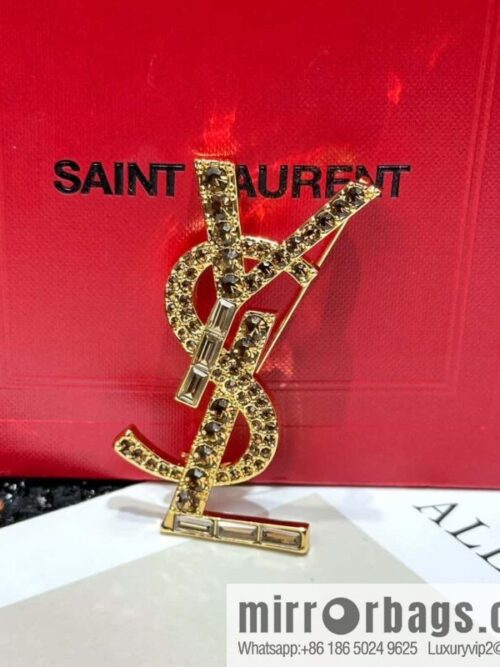 IMG_57290-800x800bbpebooh0yh120327_20250702150448.jpg Saint Laurent Gold YSL Brooch