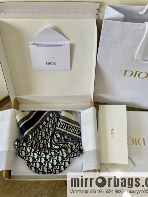 IMG_5841-800x800wvl35zvlfaf82573_20250701201216.jpg Dior 100% Mulberry Silk Sun Hat & Squares