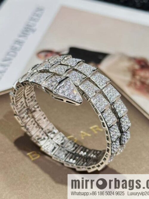 IMG_58460-800x800vta5hyja2ga120083_20250702145809.jpg ☀BVLGARI three-layer full diamond snake bone bracelet bracelet ☀